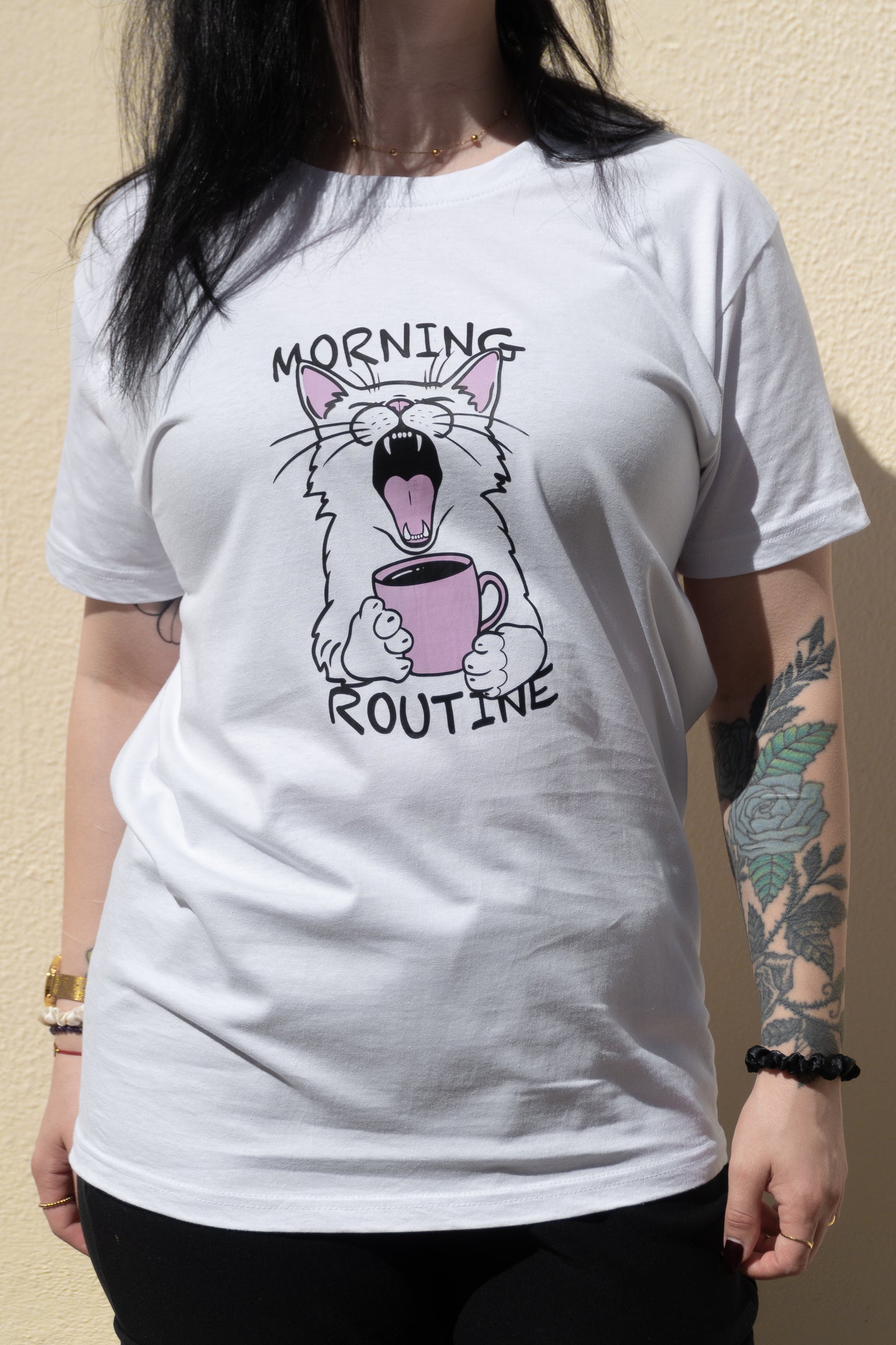 T-shirt Morning Routine unisex white